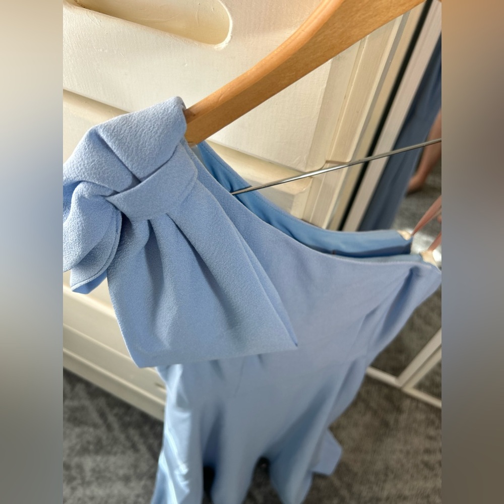 GAL MEETS GLAM Light Blue A-Line Midi Dress Neck Bow Fit and Flare one shoulder✨ - Picture 4 of 8